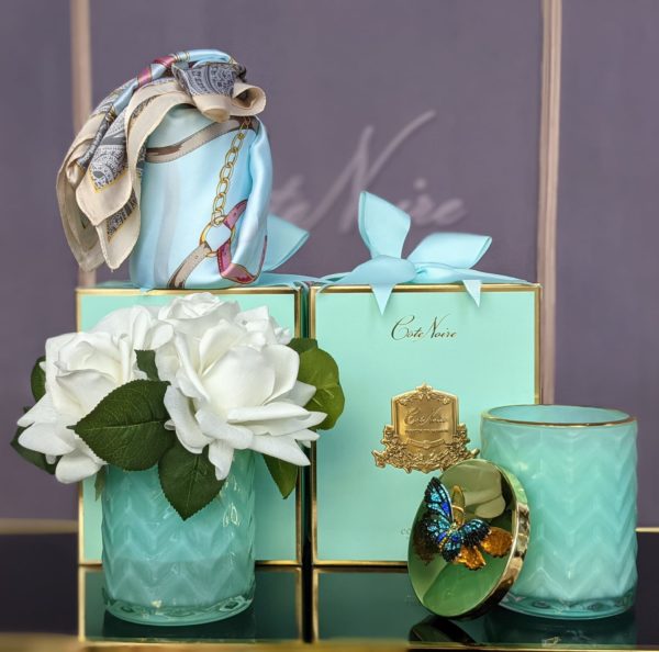 HCF51 Lifestyle Tiffany Blue Collection